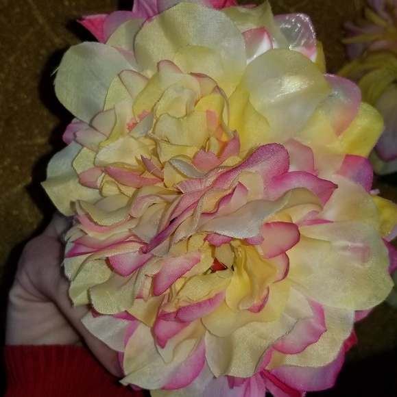 Hair flower - Picture 3 of 3